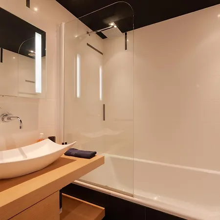 Daire L'elegance A , Central, 1 Min De La *