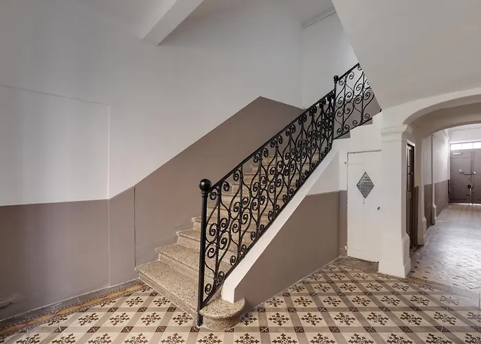 L'elegance A , Central, 1 Min De La Apartman